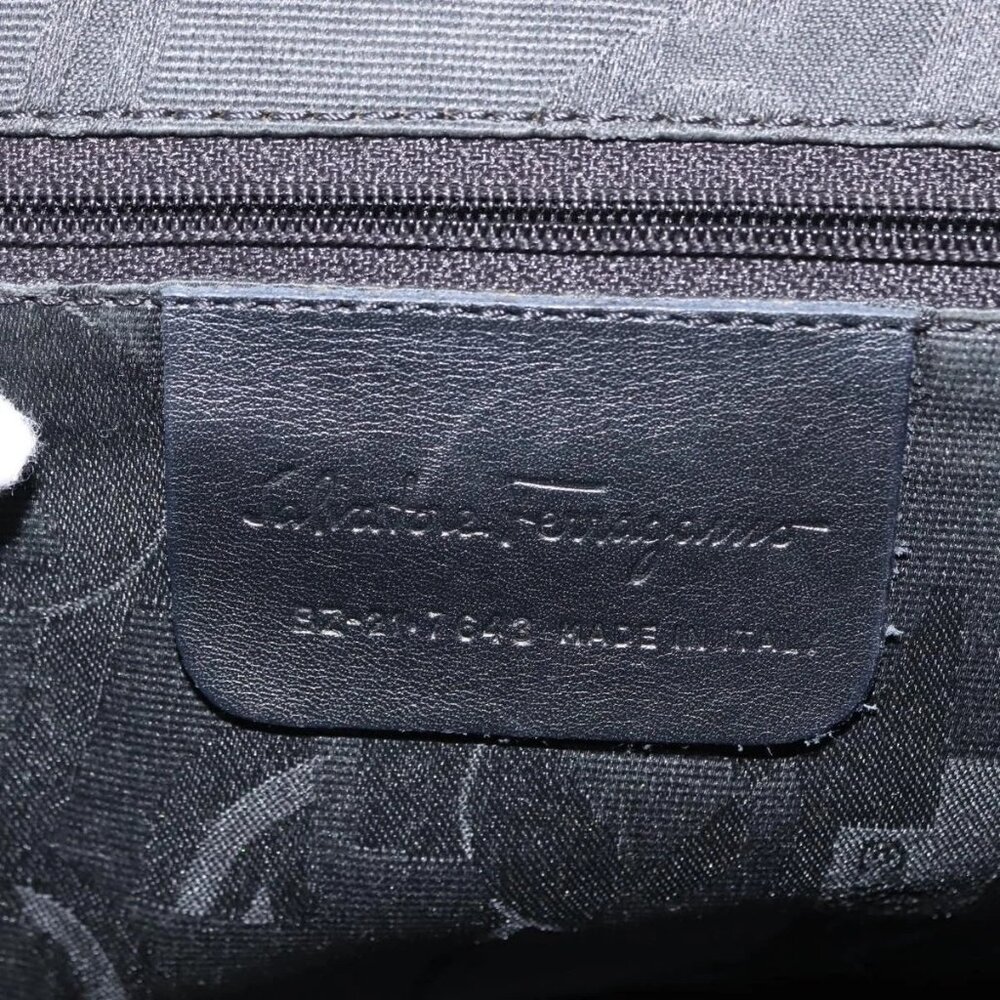 Salvatore Ferragamo Vala Shoulder Bag Leather Black Silver Auth gh1115 - Picture 13 of 16